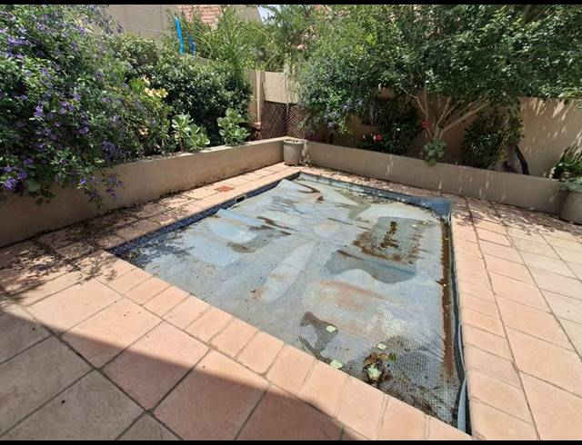 3 BEDROOM PROPERTY TO RENT IN LAKEFIELD